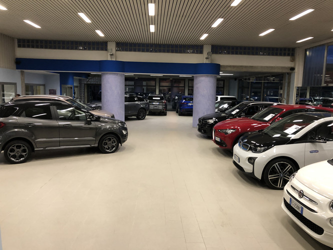 dealer showroom